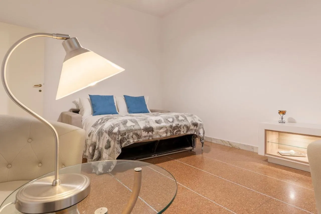 Casa Via Fonteiana Apartment Rome Italy